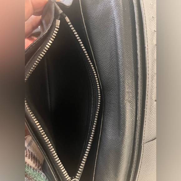 Louis Vuitton Monogram Eclipse Brazza Long Bifold Wallet - Picture 12 of 12